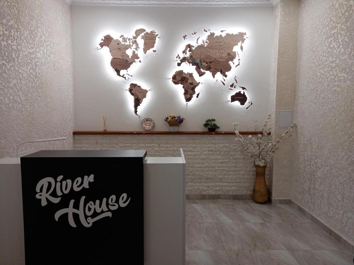 Готель River House Umanʼ Esterno foto