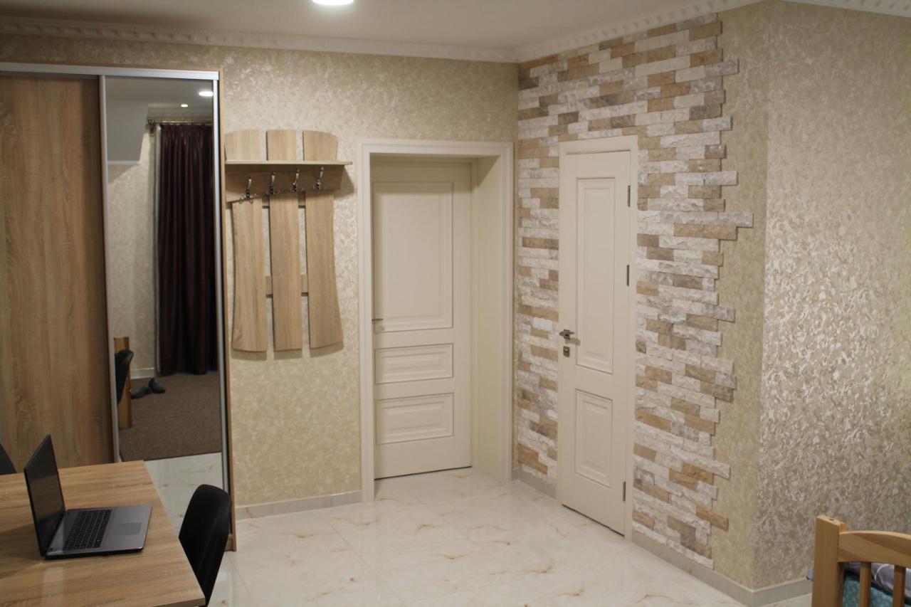 Готель River House Umanʼ Esterno foto